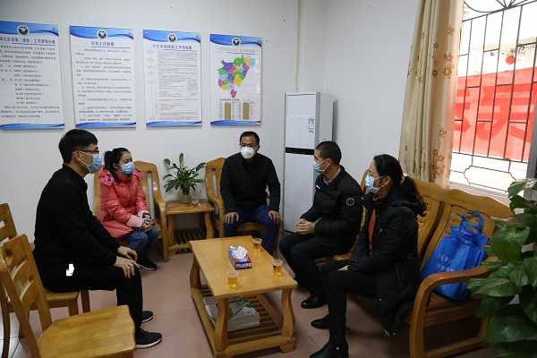 縣法院、縣人大法工委到桂圩鎮(zhèn)了解疫情防控、禁毒工作1.jpg